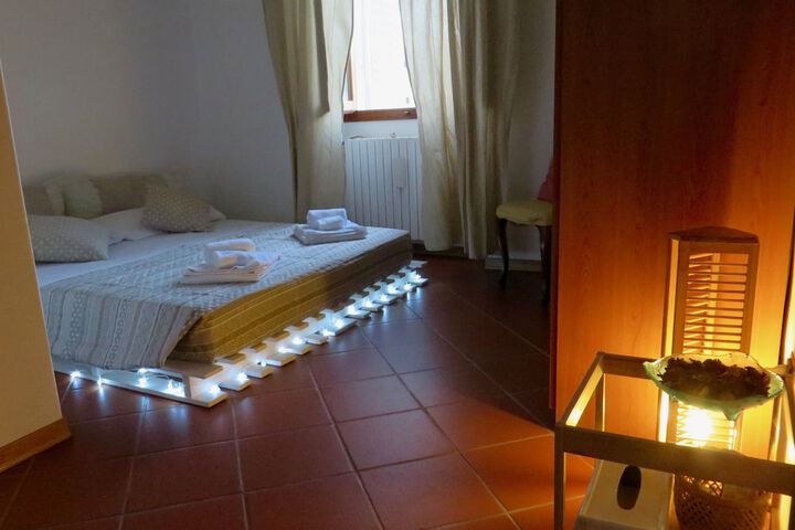 Room 5 of 31