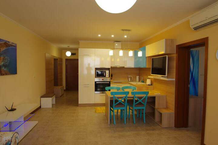 Room 15 of 61