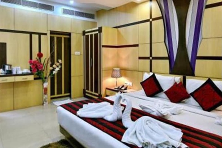Room 12 of 24