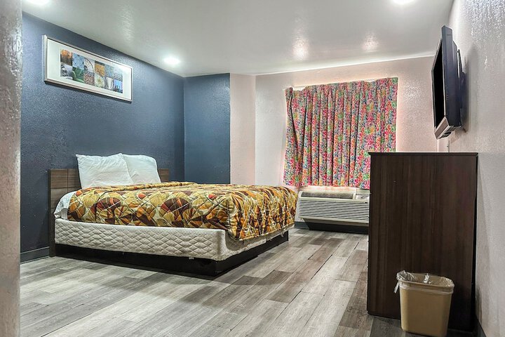 Room 14 of 58