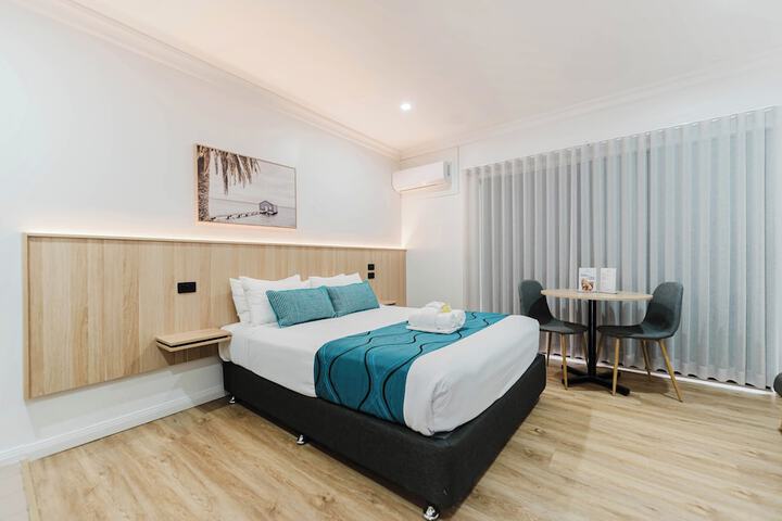 Room 30 of 62