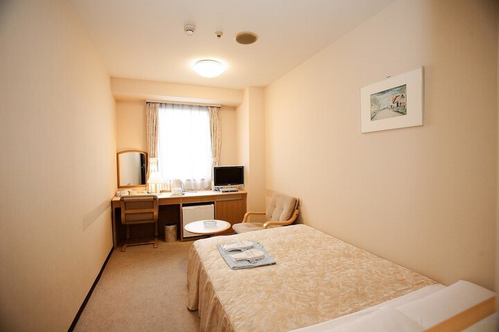 Room 7 of 31