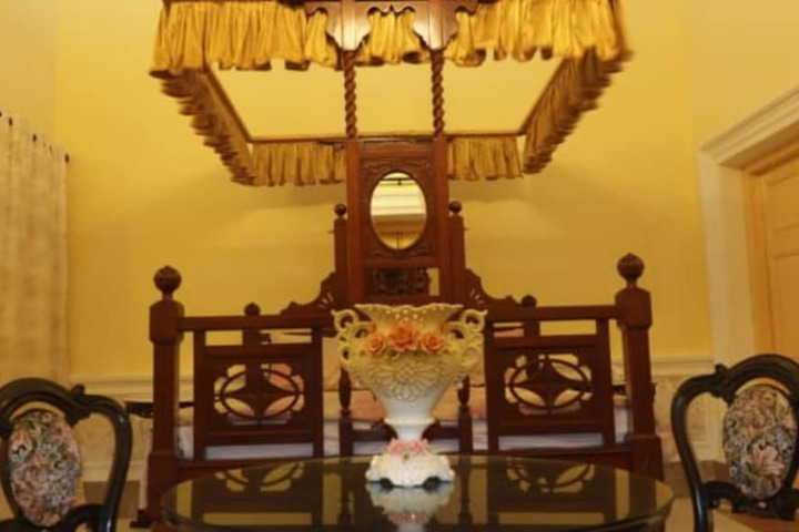 Room 4 of 60