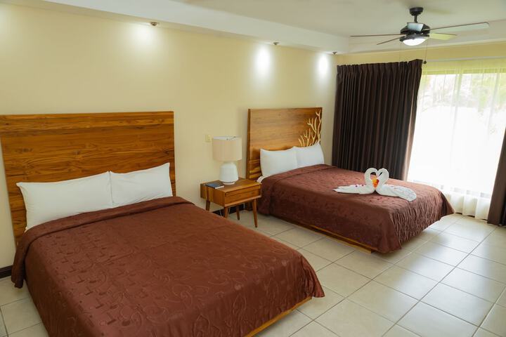 Room 8 of 38
