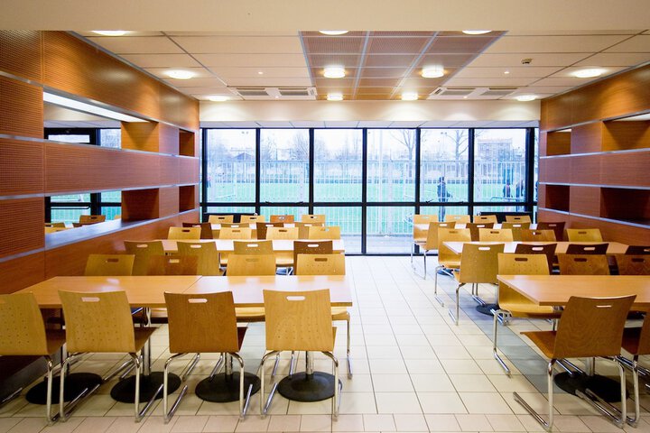 Food court