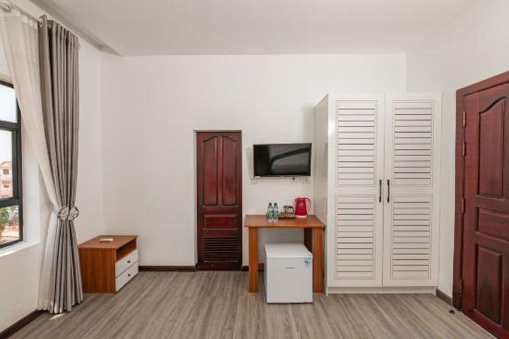Room 27 of 47