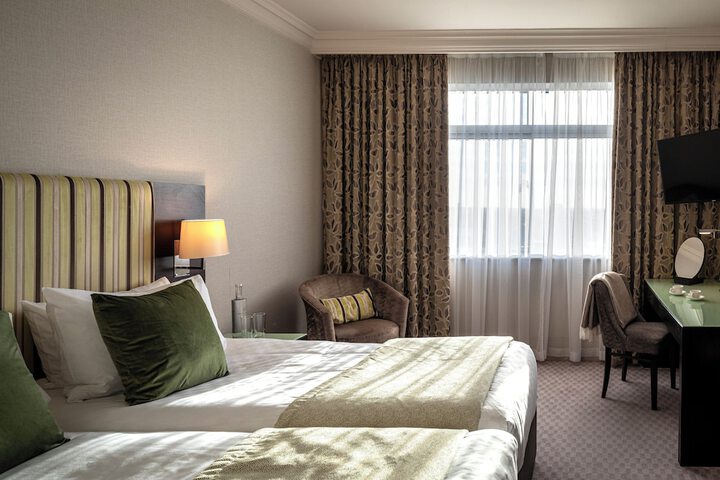 Room 46 of 114