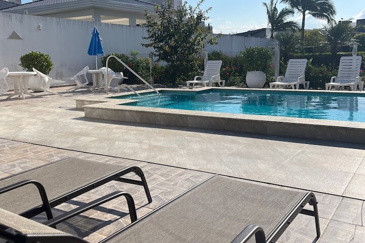 Pool 67 of 96