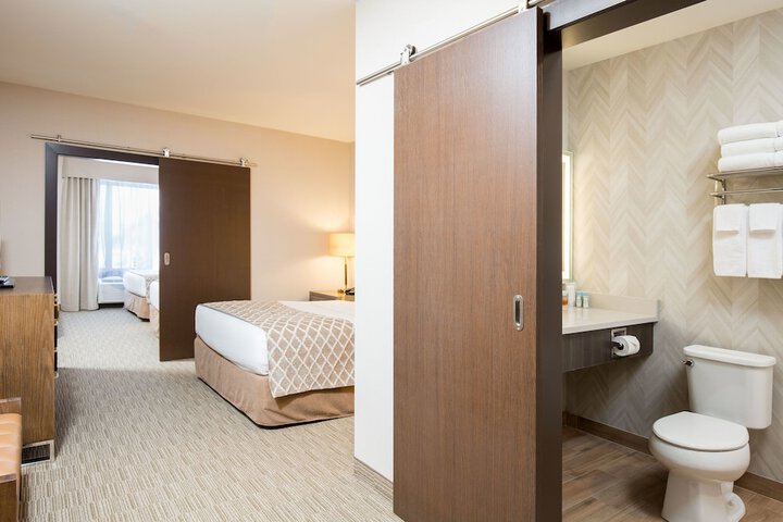 Room 9 of 52