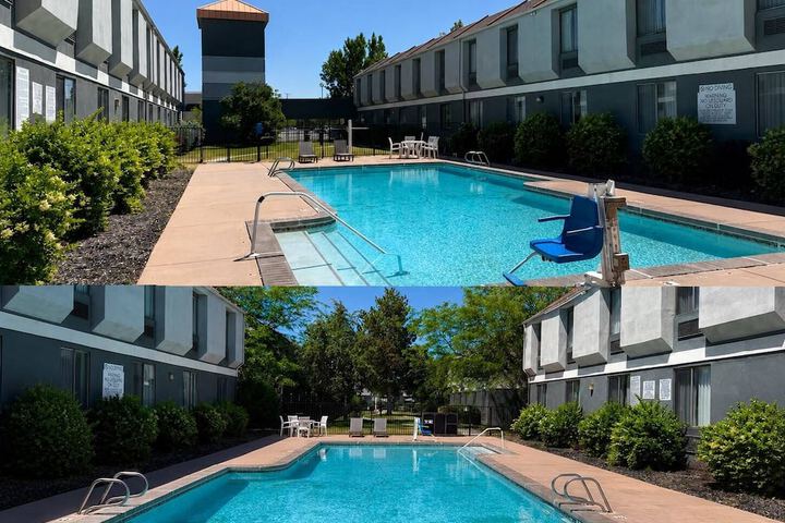 Hotel with Pool