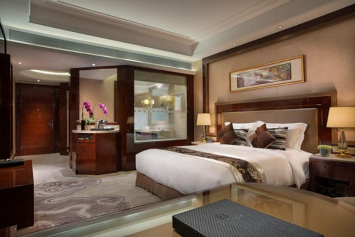 Room 8 of 29