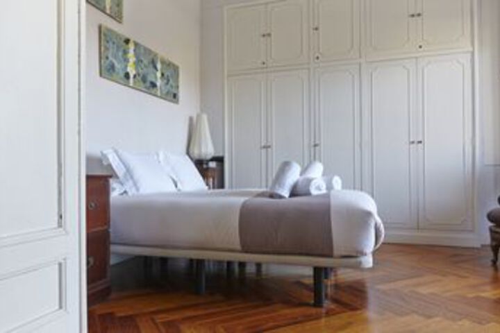 Room 12 of 36