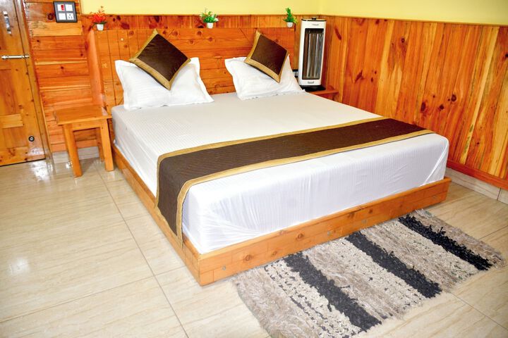 Anurag Hotel Chakrata in Kalsi