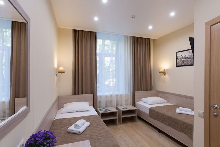 Room 15 of 34