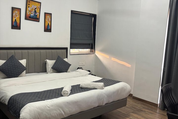 Room 10 of 41