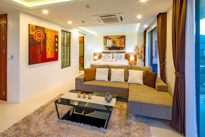Room 29 of 77