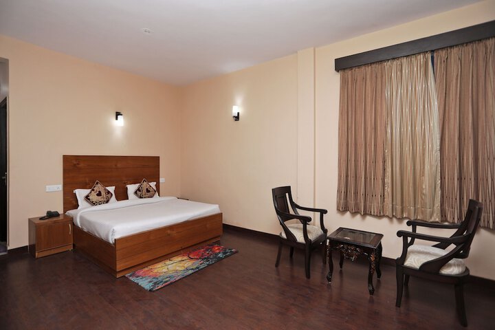 Room 4 of 14
