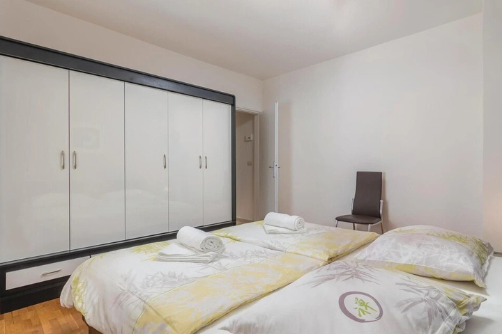 Room 3 of 14