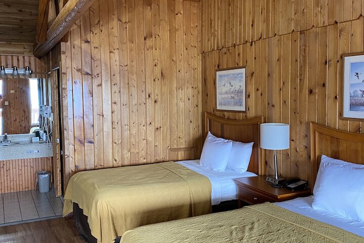 2 Double Beds (6 of 27)