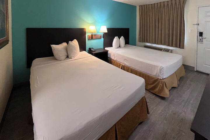 Room 7 of 26