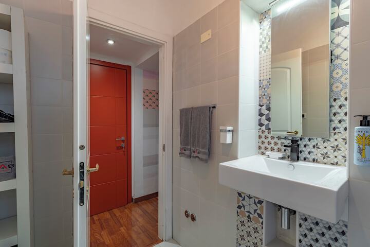 Bathroom Interior Photo