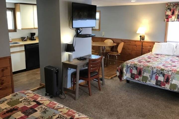 Room 11 of 21