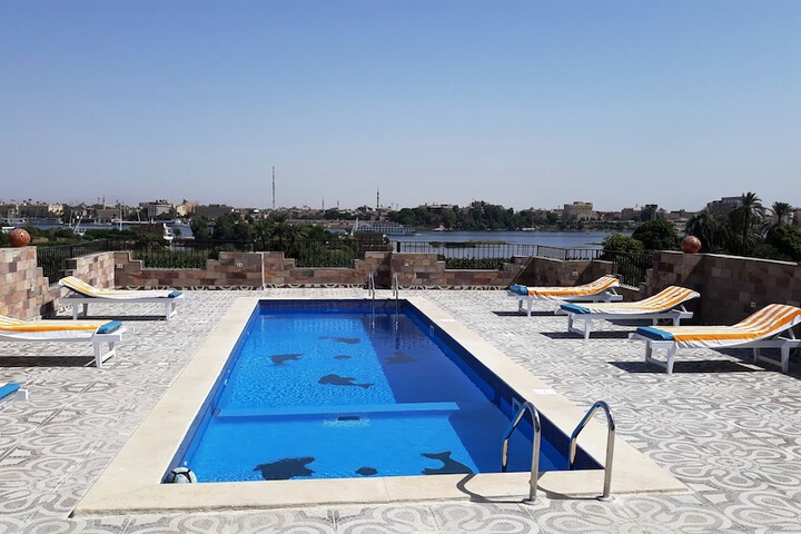 Exterior of Nile Panorama