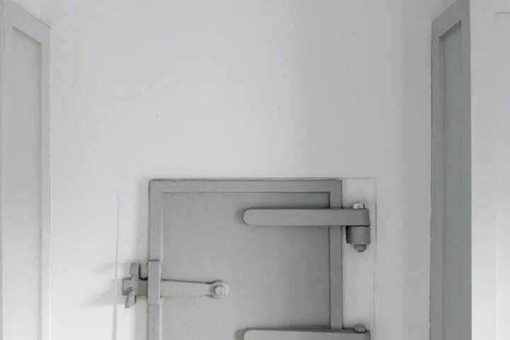 Room 84 of 239