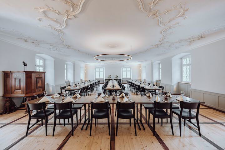 Ballroom/Hall 41 of 60