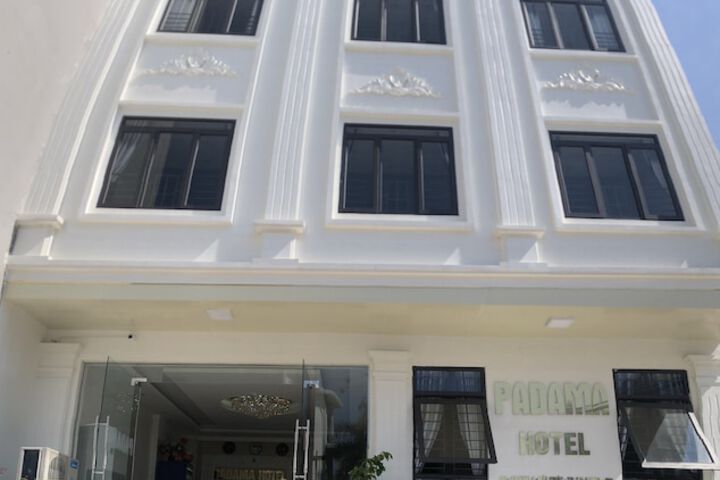 Hotel 11 of 15