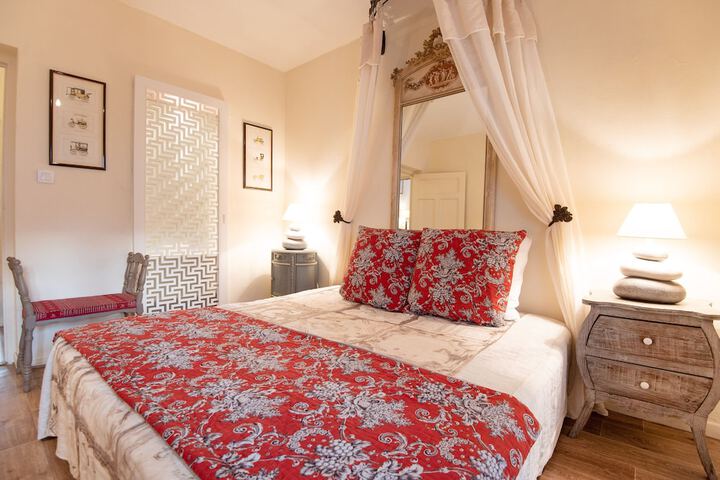 Room 20 of 255