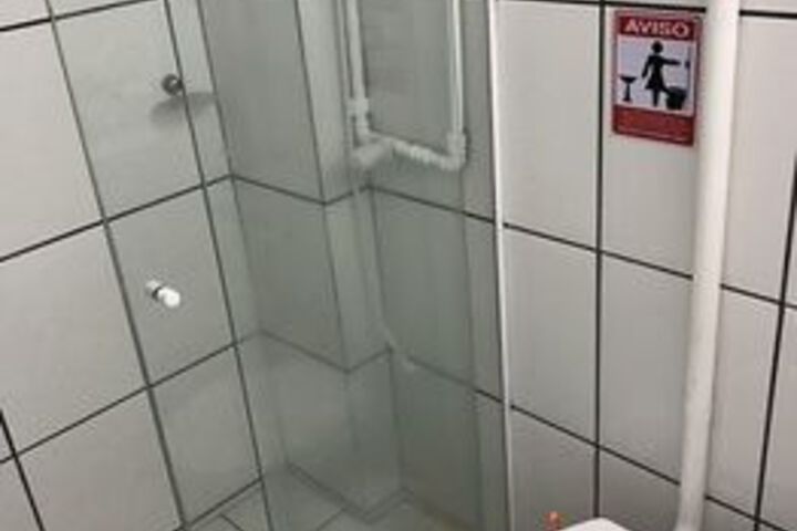 Room 10 of 60