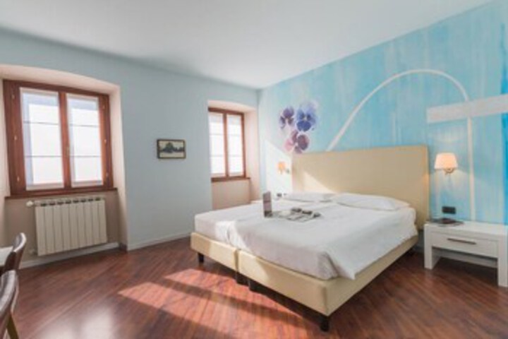 Dependance Center Hotel