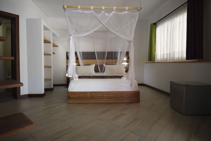 Room 29 of 205