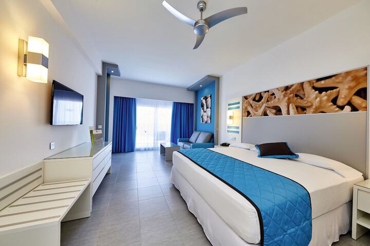 Room 21 of 90