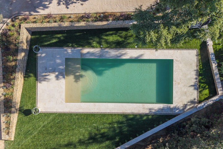 Pool 41 of 66