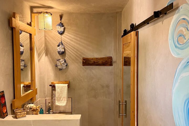 Room 26 of 53
