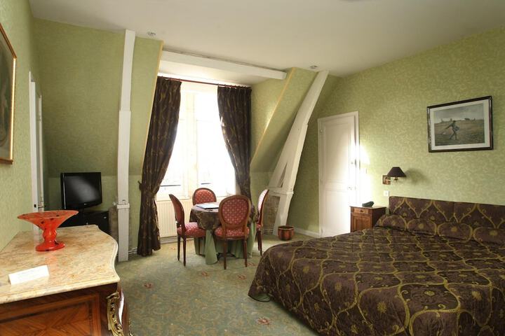 Room 22 of 58