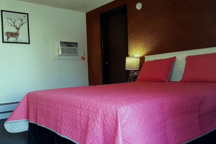 Room 26 of 35