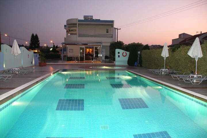 Pool 15 of 45
