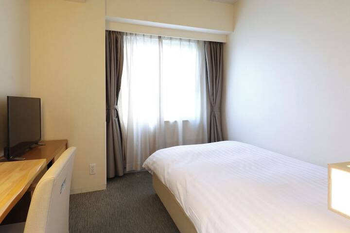 Room 16 of 57