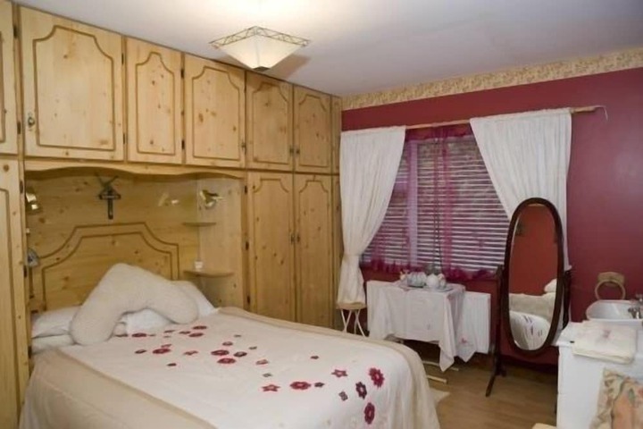 Room 5 of 45