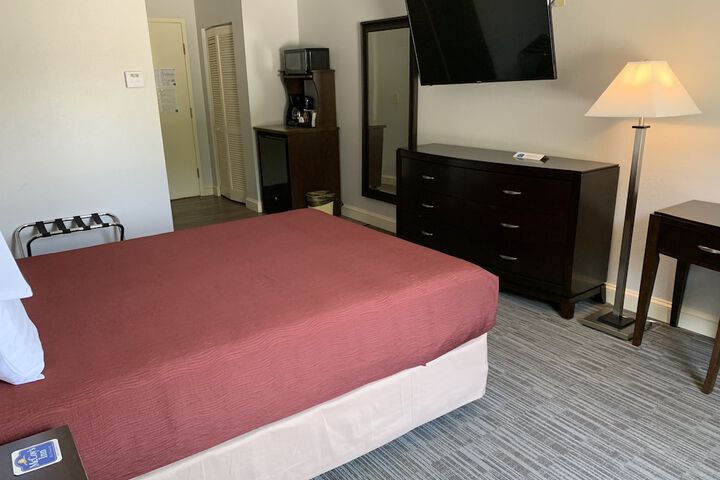 Room 36 of 297