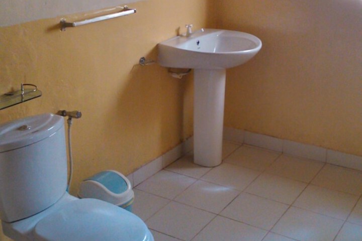 Room 7 of 37