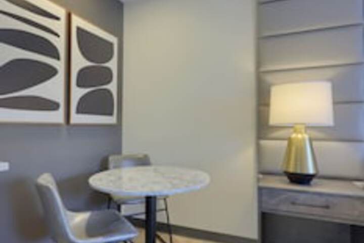 Room 82 of 99