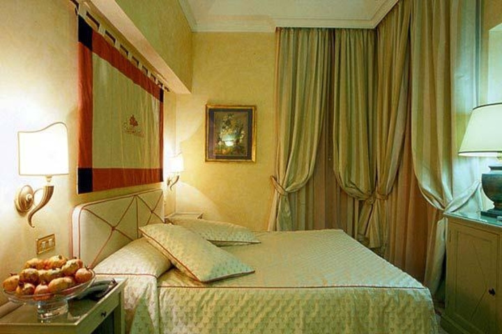 Room 2 of 3