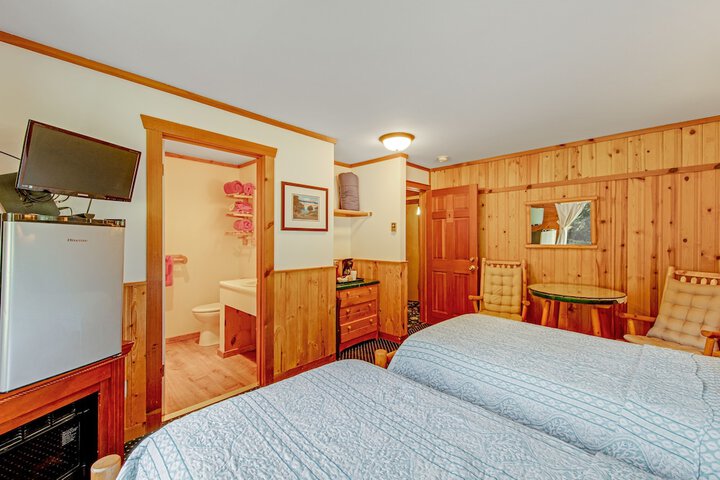 Room 9 of 189