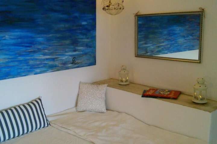 Room 17 of 65