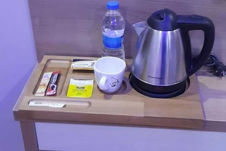 Breakfast/Coffee Service 28 of 46