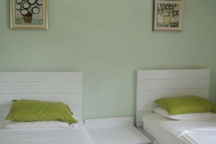 Room 14 of 34